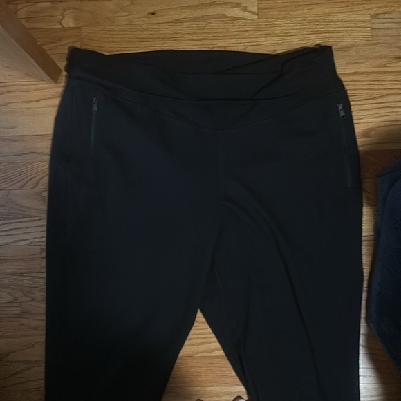 NWT Old Navy Maternity Dynamic Fleece Rollover Waist Joggers | Size XXL - Picture 8 of 10